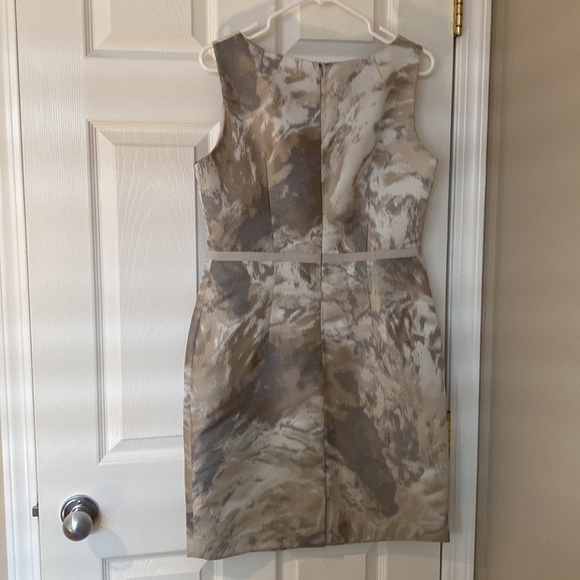 Classic and elegant dress from TeenFlo - Picture 4 of 5